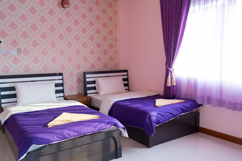 Rak Ban Kerd House Hotel Szicsang-sziget Szoba fotó